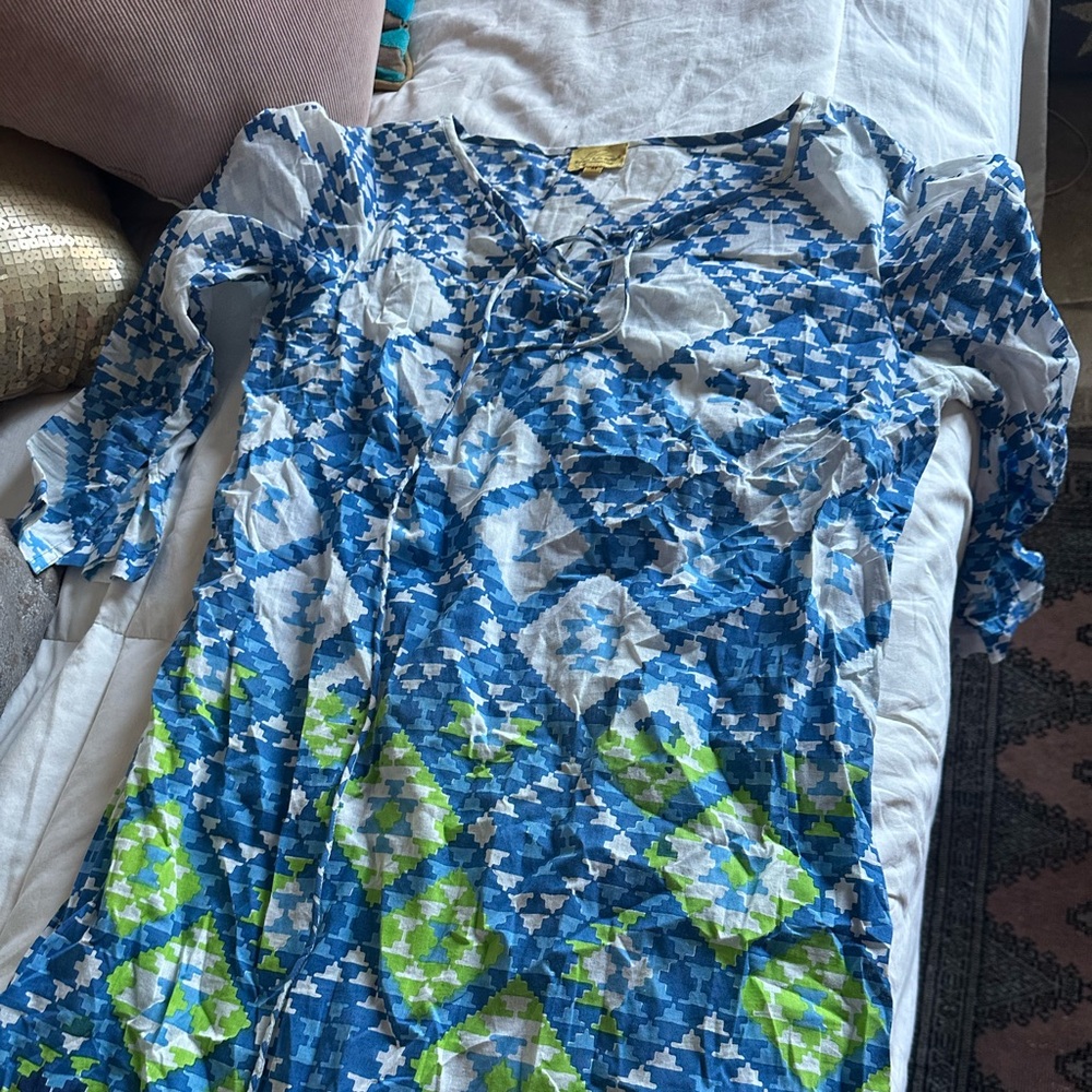 Blue & Green Geometric Tie-Front Dress